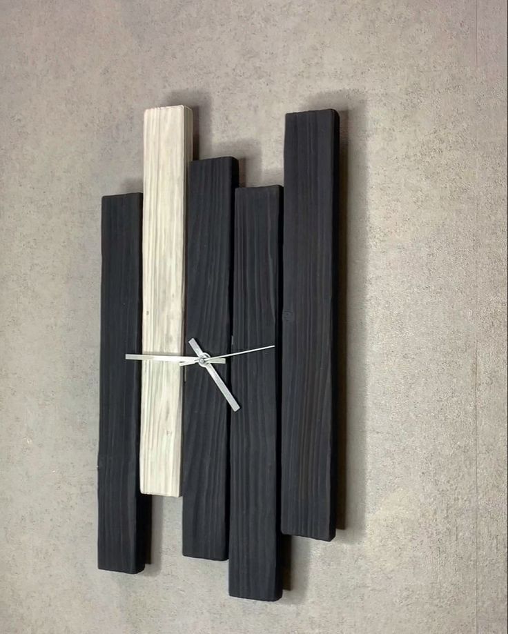 WALL CLOCKS